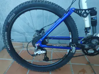 Bicicleta de montaña kona M Mejorada f.hidraulicos
