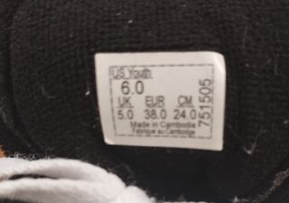 Zapatillas Vans Talla 38 Negras y Blancas