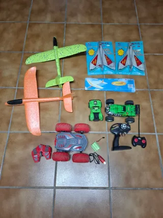 Avión y coche RC