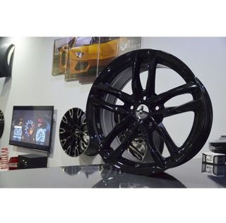 Juego de 4 Llantas 17 RS6 Glossy Black AU039
