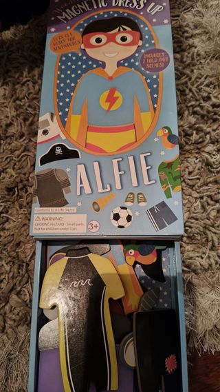 Puzzle Magnético Madera Alfie Dress Up