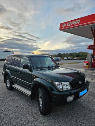 Toyota Land Cruiser 2001