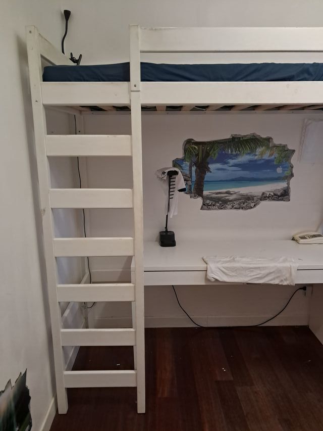 Letto a soppalco con materasso