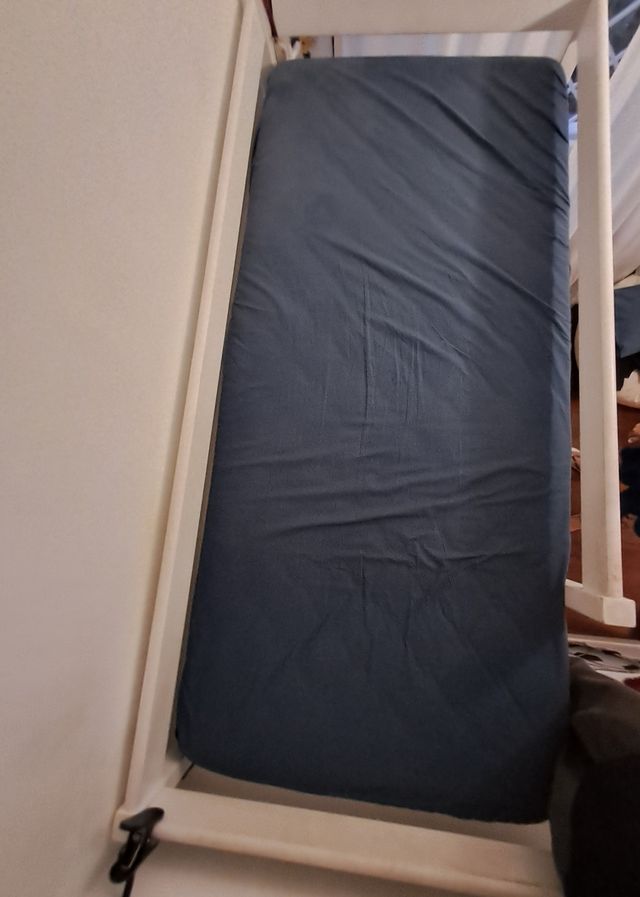 Letto a soppalco con materasso