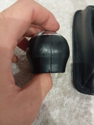 Pomo y funda cambio Toyota Rav4 XA40