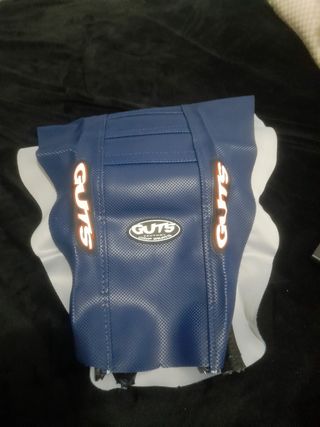 Funda asiento GUTS azul moto
