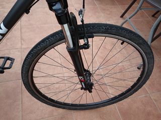 Bicicleta Trekking Riverside 500
