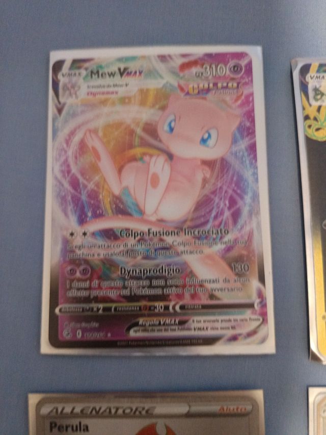 Carte Pokemon Mew VMAX, Rayquaza VMAX, Perula, Syl