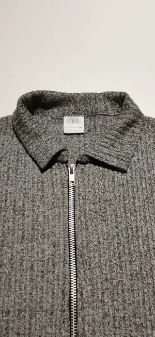 Chaqueta niña gris con cremallera