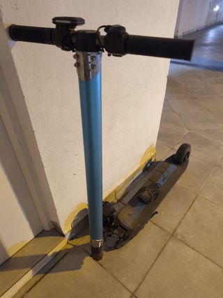 Patinete Eléctrico Azul