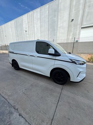 Ford Transit Custom 2024