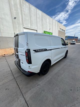 Ford Transit Custom 2024