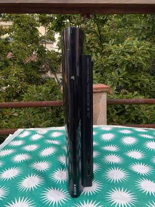 Consola PS3 Super Slim Negra