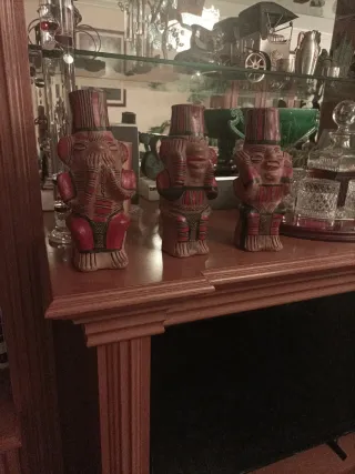 Figuras de barro decorativas
