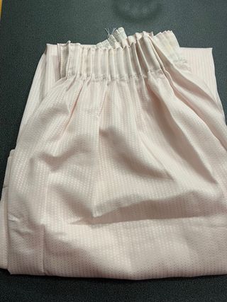 Tende doppie rosa con lavorazione a puntini 