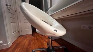 Mesa escritorio extensible y silla cuero