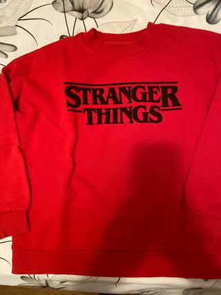 Sudadera Stranger Things Roja