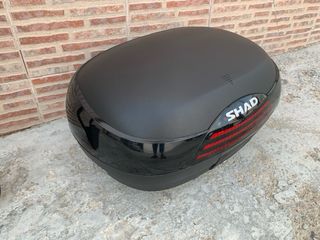 Baúl Shad 46L