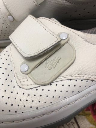 Zapatos cómodos Dian blancos