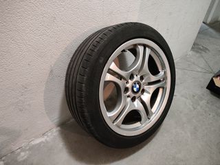 Llanta BMW E46 + neumático 225/45R17 91Y