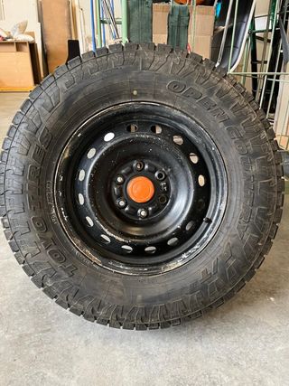 Rueda 265/70/17 Toyo 