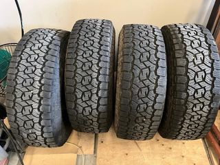 Rueda 265/70/17 Toyo 
