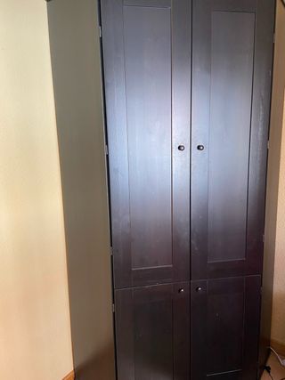 Armadio per computer ad angolo