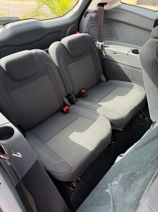 Ford Grand C-MAX 2013