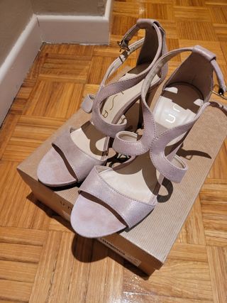 Zapatos de tacón Unisa beige/rosa