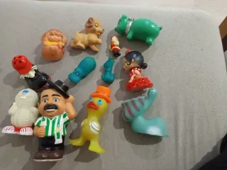 Lote de muñecos de goma vintage