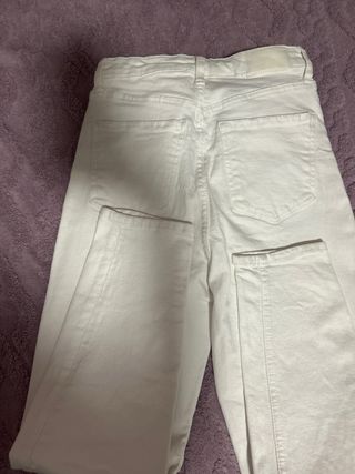 Pantalón vaquero blanco mujer Bershka