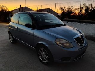 Lancia Ypsilon 2010