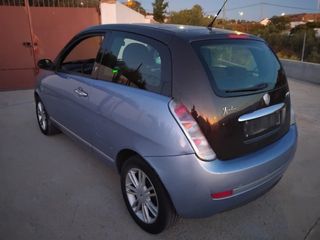 Lancia Ypsilon 2010