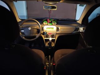 Lancia Ypsilon 2010