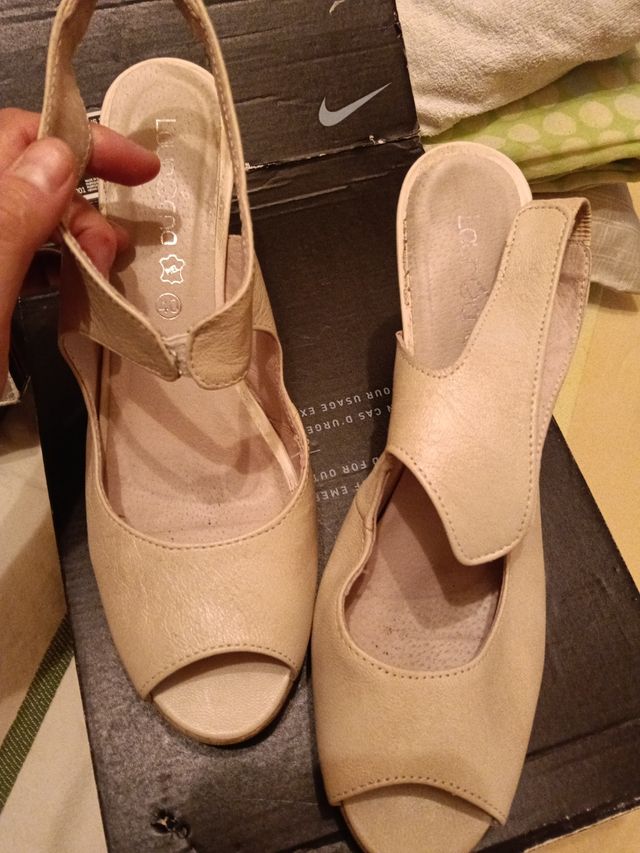 Sandalias Beige Talla 40