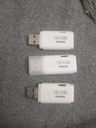 Lote 3 USB Toshiba 16GB