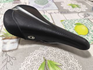 Sillín Crank Brothers Iodine 2 Negro