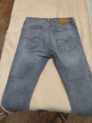 Pantalones Levi's 519 Azul  