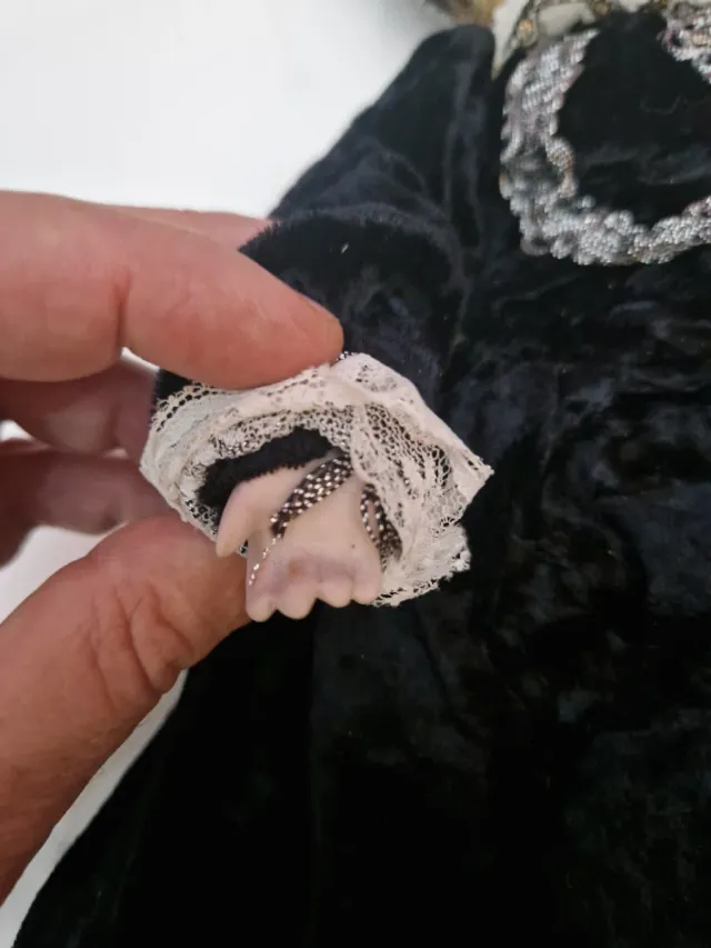 Boneca de porcelana inglesa