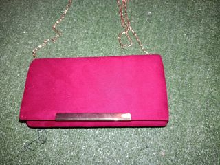 Bolso de fiesta/mano rojo con cadena dorada