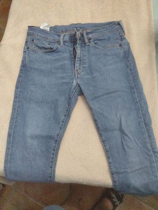 Pantalones Levis 519 W31 L30
