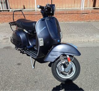 Vespa 200 en perfecto estado