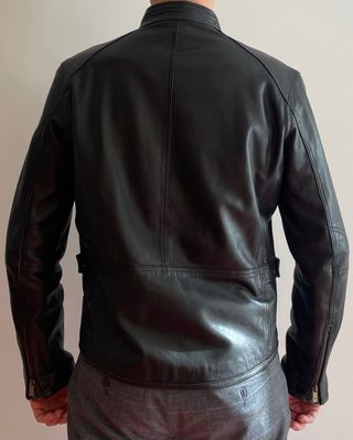 Cazadora de cuero Massimo Dutti Negra