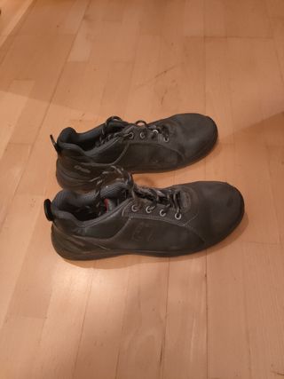 Zapatos de seguridad grises