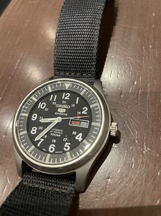 Reloj Seiko 7S36 Automático Correa Nylon