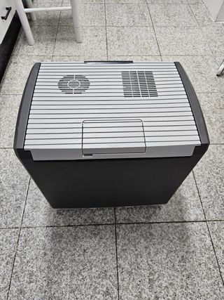 Nevera eléctrica portatil