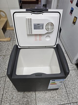 Nevera eléctrica portatil