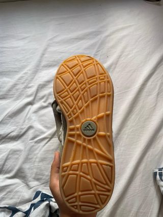 Adidas Zapatillas Grises y Blancas