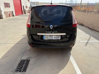 Renault Grand Scenic 2011