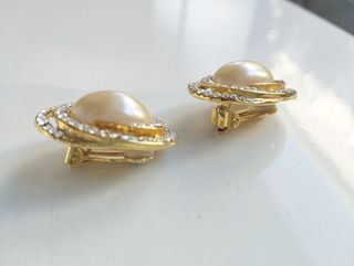 Pendientes bisutería vintage perlas y brillantes